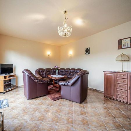 Cottage By The Meadow, Fir Tanne Extérieur photo
